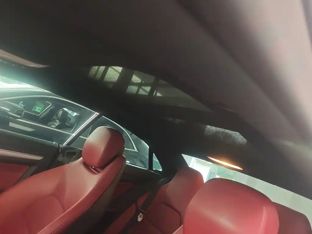 Mercedes-Benz E-Class (Import) — миниатюра 18