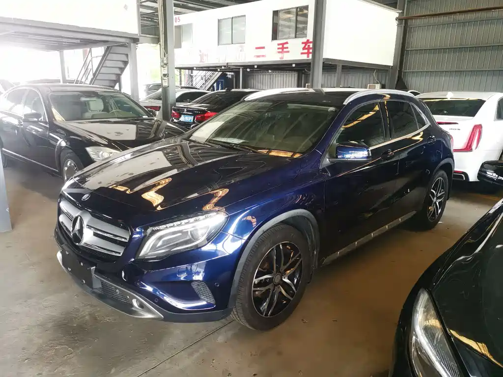 Купить Mercedes-Benz GLA