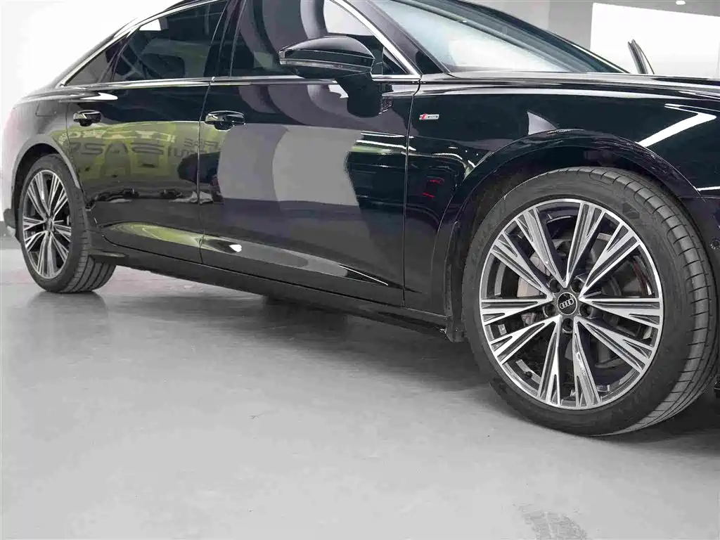 Audi A6L — миниатюра 15