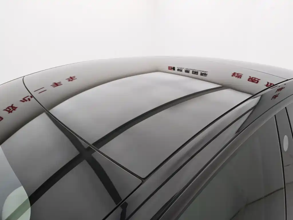 Tesla Model 3 — миниатюра 18