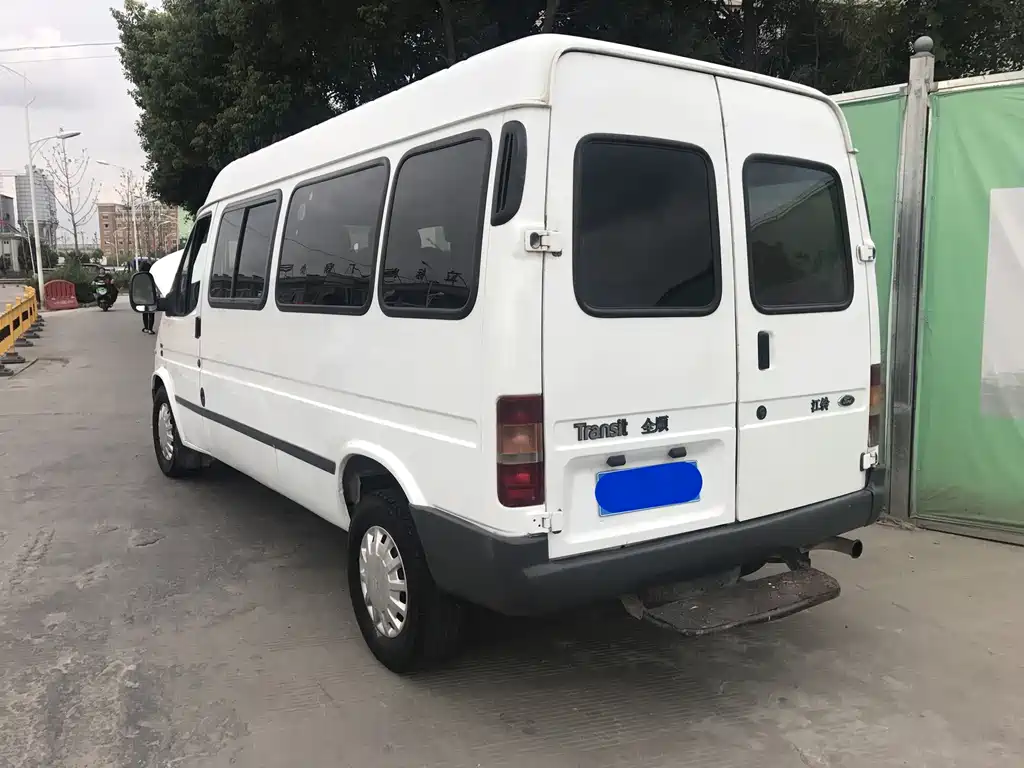 Ford Transit Classic — миниатюра 2