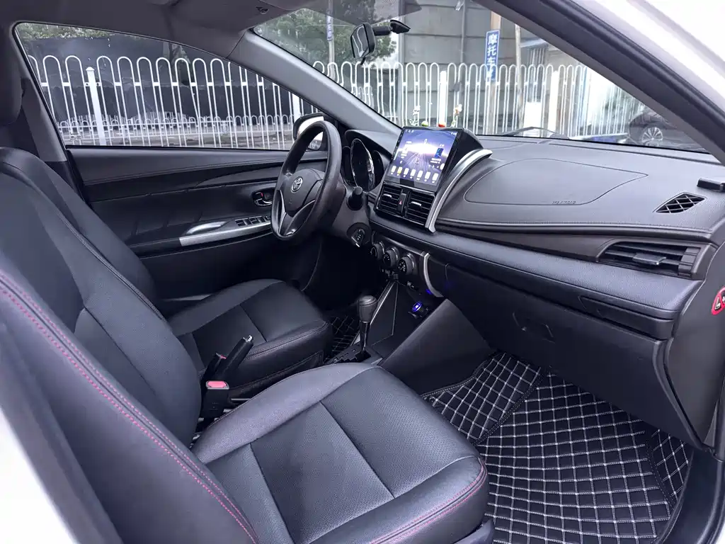 Toyota Yaris L — миниатюра 14