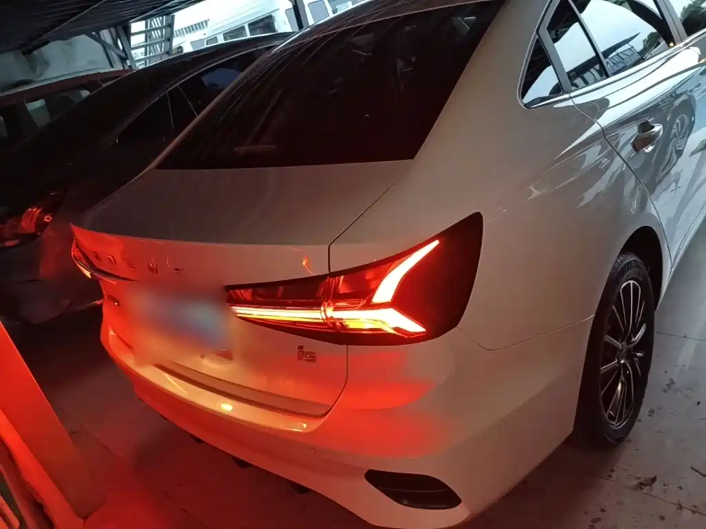 Roewe i5 — миниатюра 6