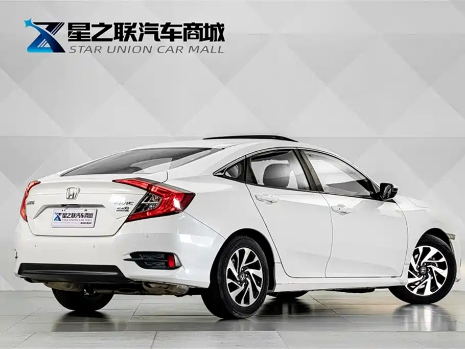 Honda Civic 2016 220TURBO CVT Luxury