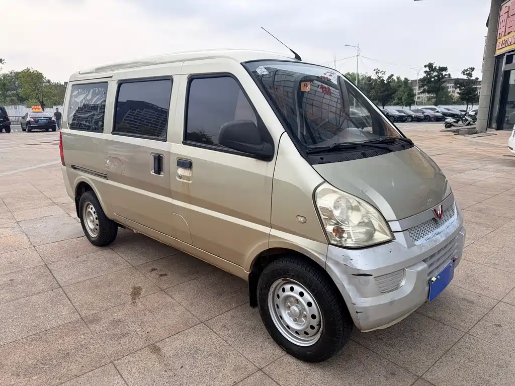 Wuling Rongguang — миниатюра 3
