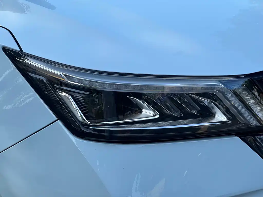 Wuling Xingchen — миниатюра 14