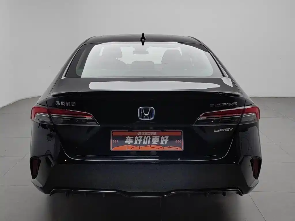 Honda Inspire PHEV — миниатюра 4