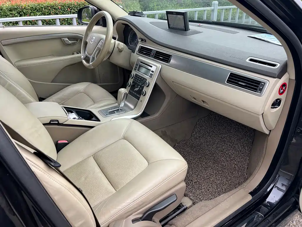 Volvo S80L — миниатюра 11