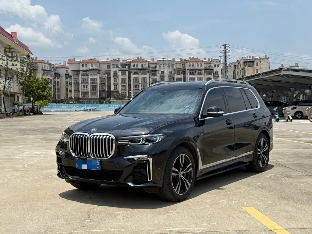 Купить BMW X7