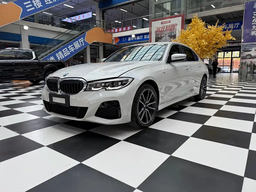 BMW 3 Series 2022