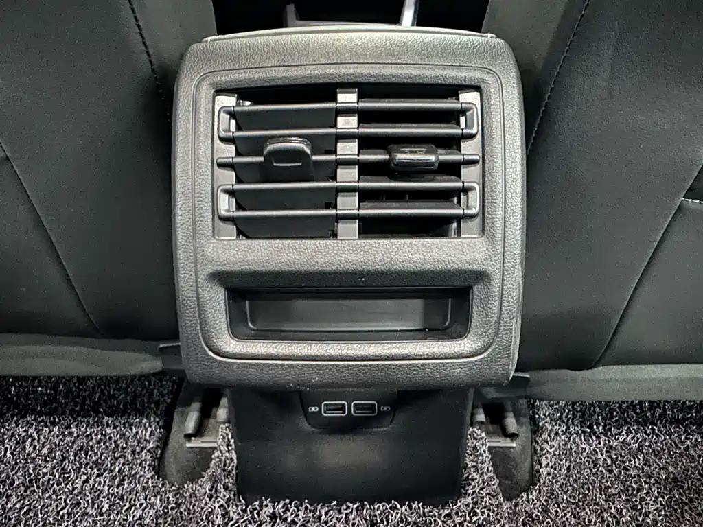 Volkswagen Golf — миниатюра 13
