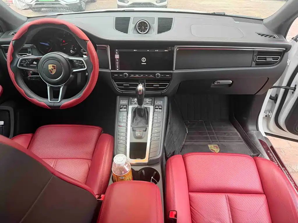 Porsche Macan — миниатюра 21