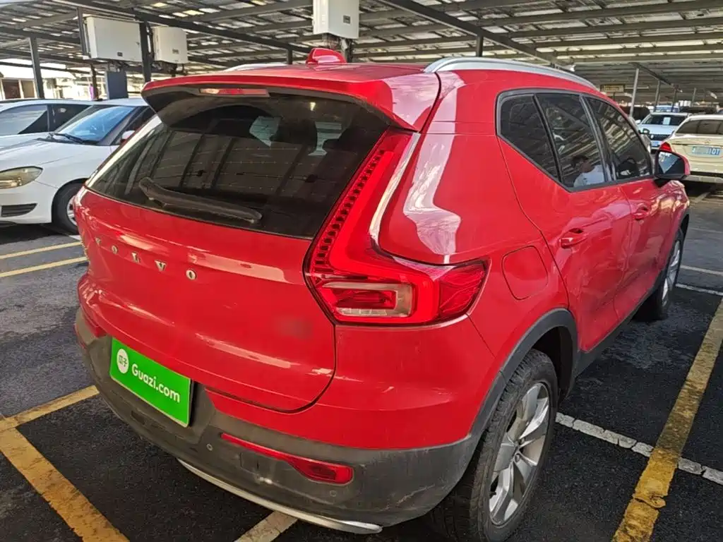 Volvo XC40 — миниатюра 7