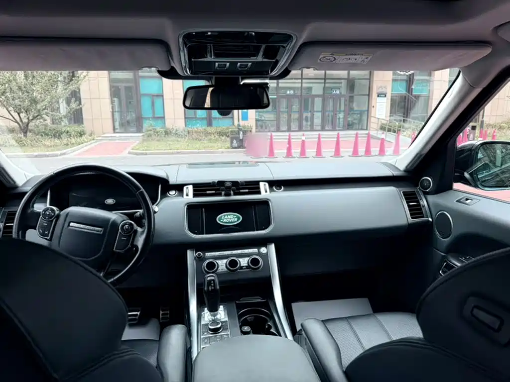Land Rover Sport — миниатюра 8