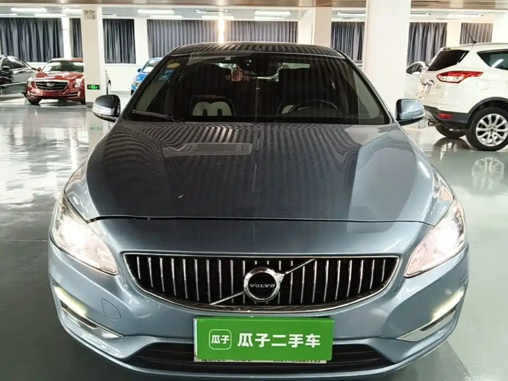 Volvo S60 — миниатюра 3