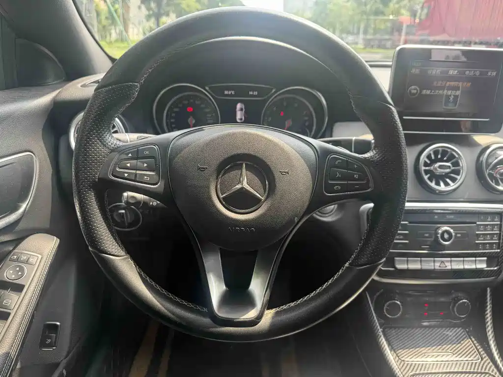 Mercedes-Benz CLA 2016 CLA 200
