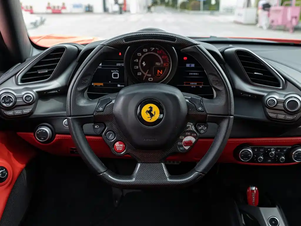Ferrari 488 — миниатюра 12