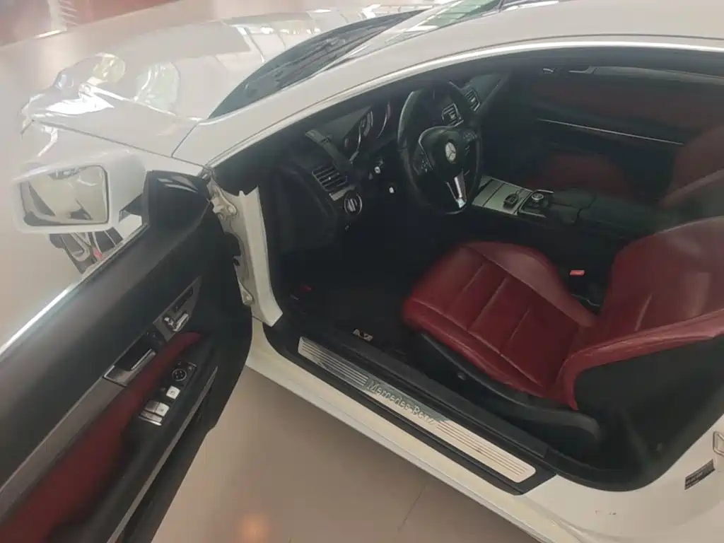 Mercedes-Benz E-Class (Import) — миниатюра 16
