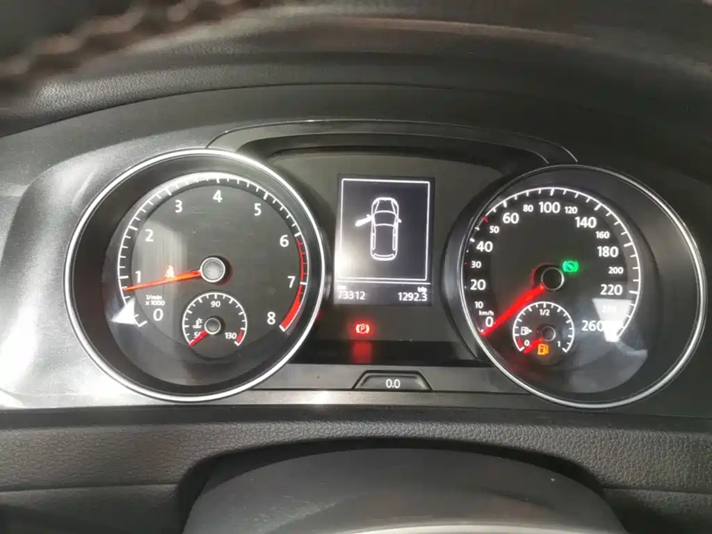 Volkswagen Golf — миниатюра 12