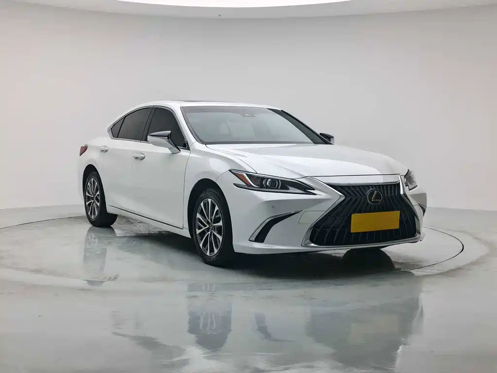 Lexus ES — фотографии объявления, Фото 5