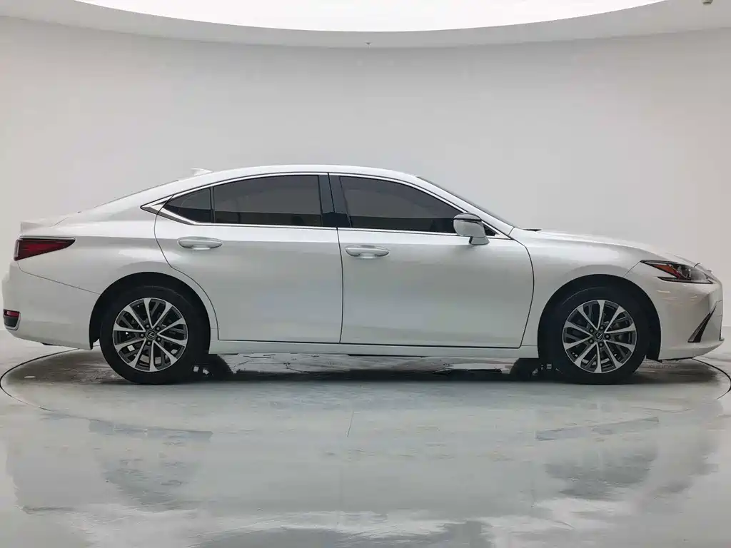 Lexus ES — фотографии объявления, Фото 23