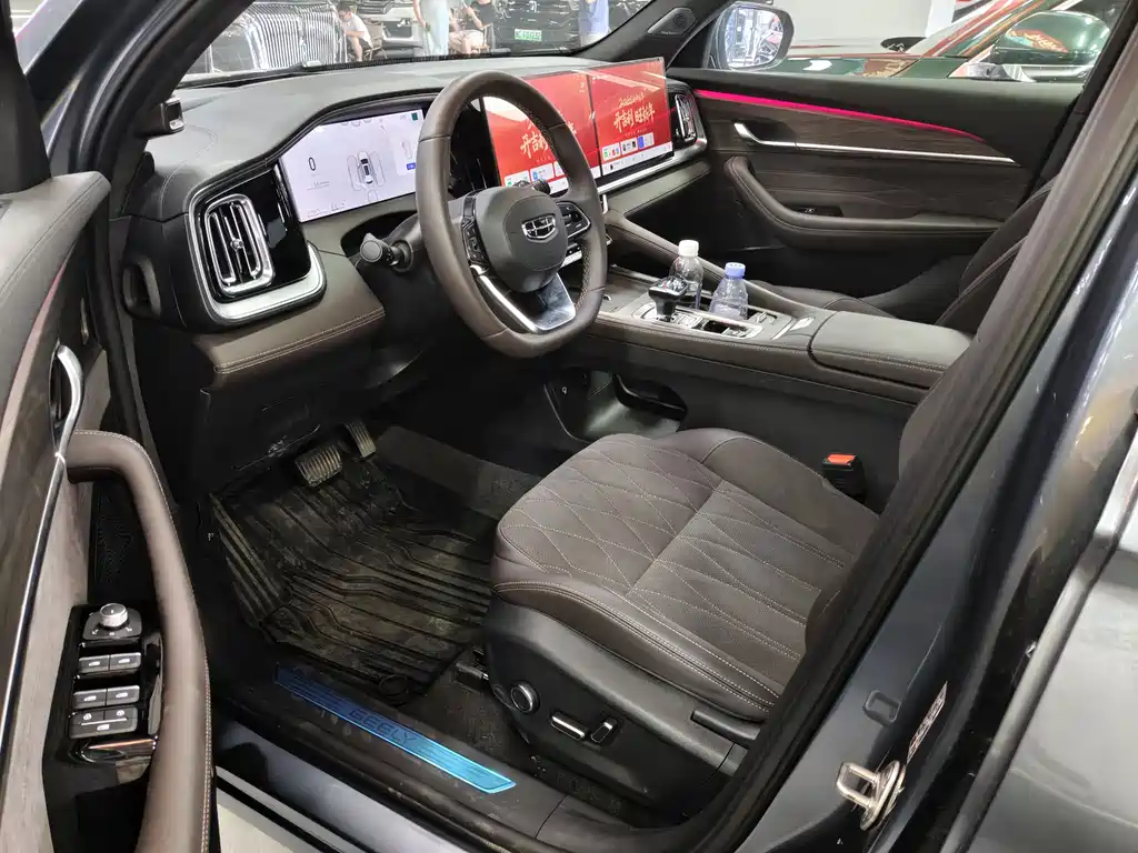 Geely Monjaro L 2026 2.0TD AT
