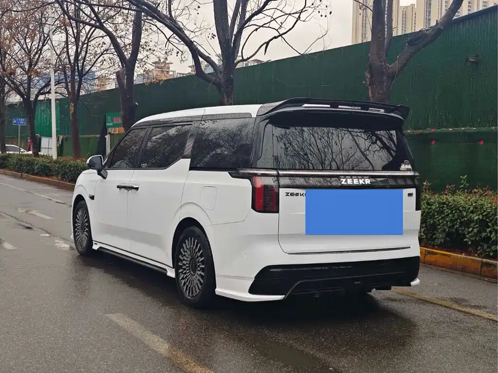 ZEEKR EXTREME KRYPTON 009