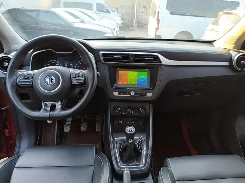 MG ZS — миниатюра 10