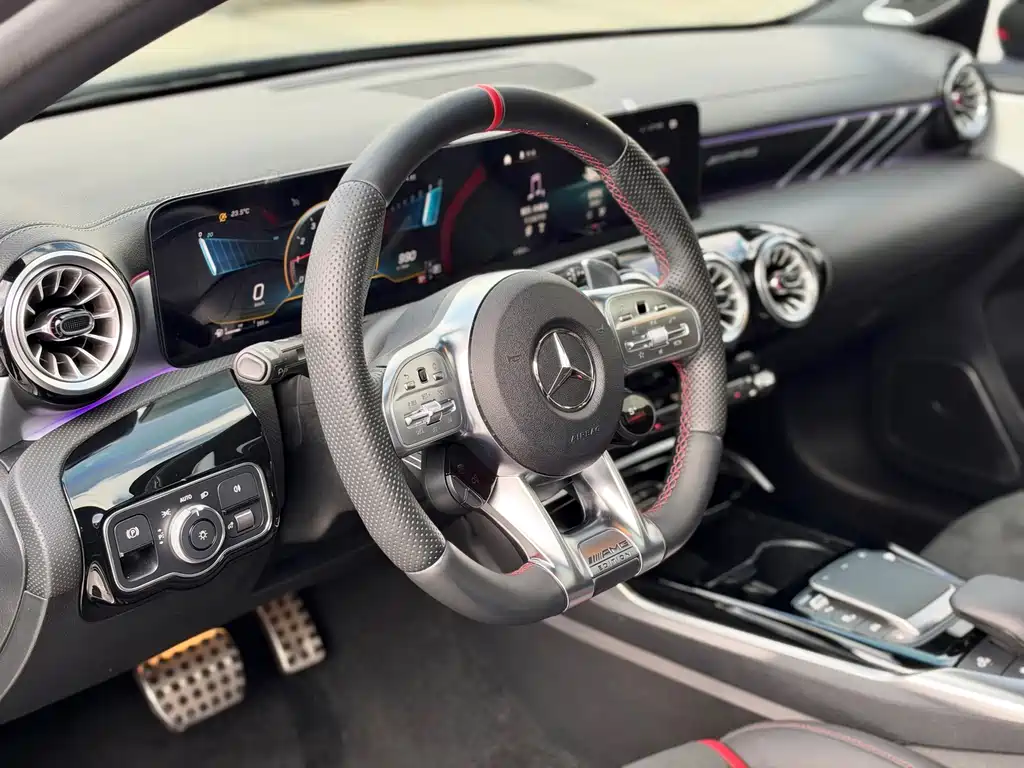 Mercedes-Benz A-Class AMG — миниатюра 9