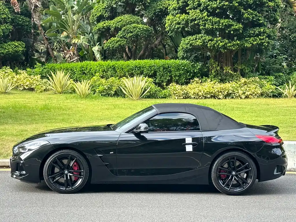 BMW Z4 2023 — фото 4