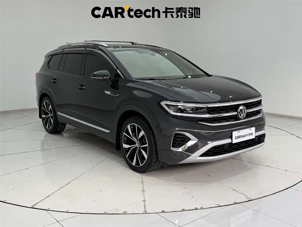 Volkswagen Viloran 2022 530TSI Flagship Pro 6 мест