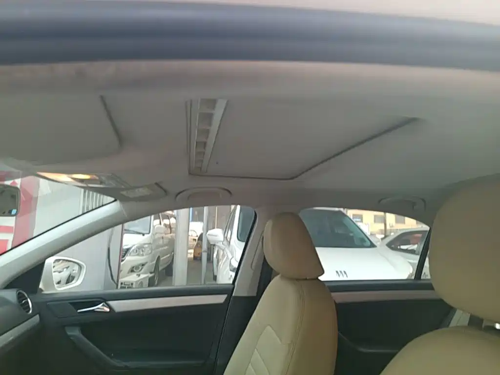 Volkswagen Jetta — миниатюра 18