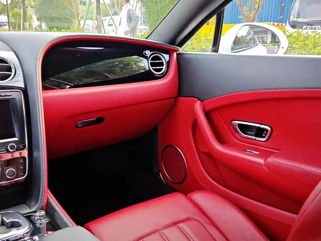 Bentley Continental — миниатюра 15