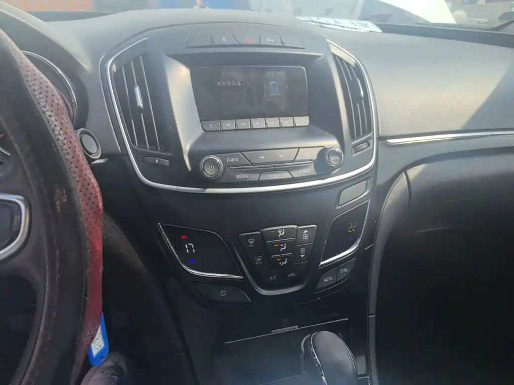 Buick Regal — миниатюра 13