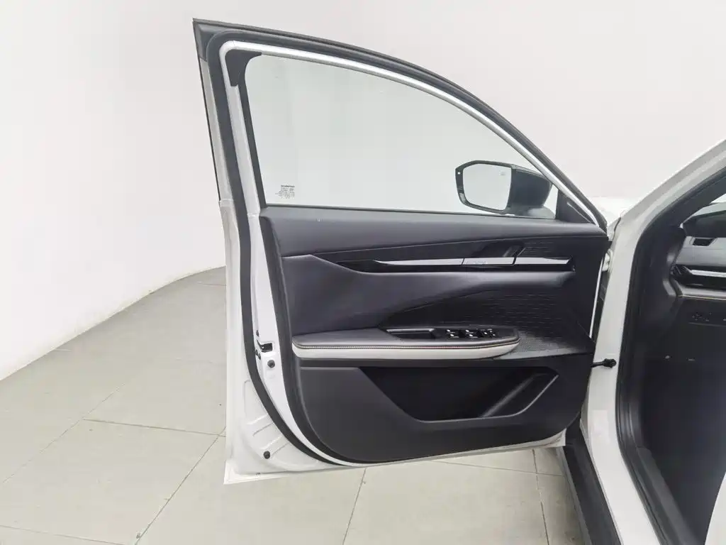 Changan UNI-V — миниатюра 8