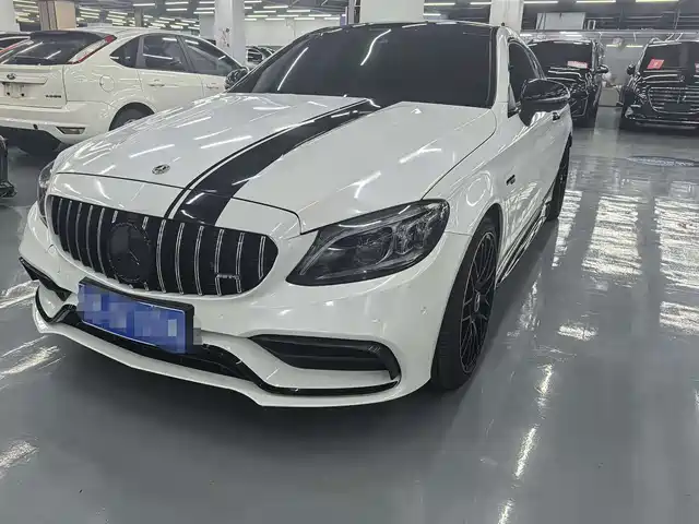 MERCEDES BENZ C CLASS AMG