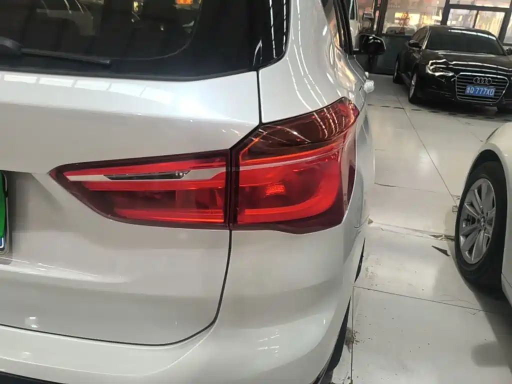 BMW X1 — миниатюра 8