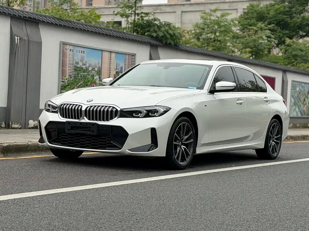BMW 3 Series 2023