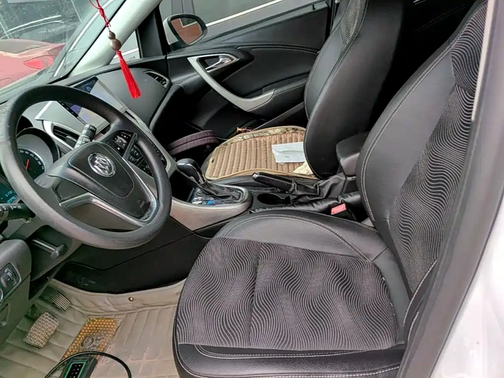 Buick Excelle — миниатюра 15