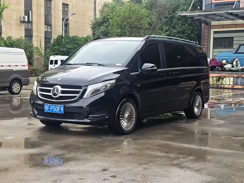 Mercedes-Benz V-Class V 2018 V 260 Luxury V