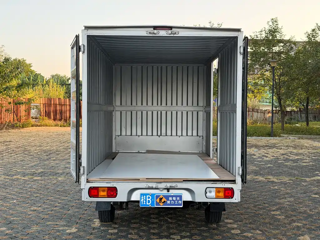 Wuling Rongguang New Truck — миниатюра 18