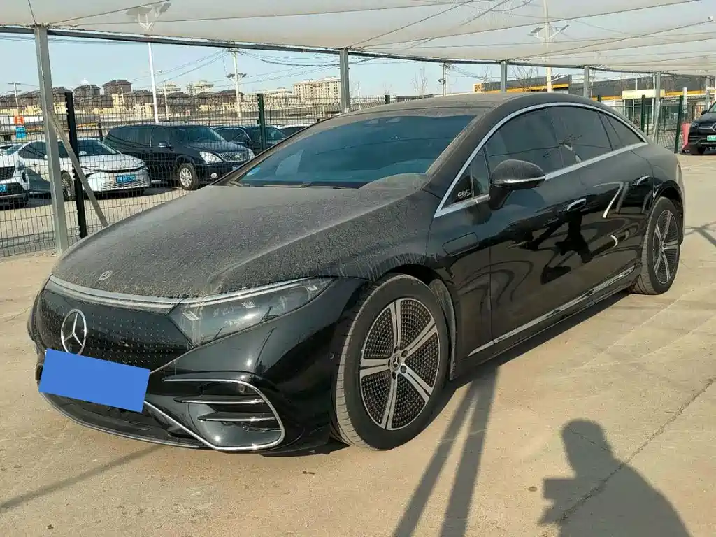 MERCEDES-BENZ EQS