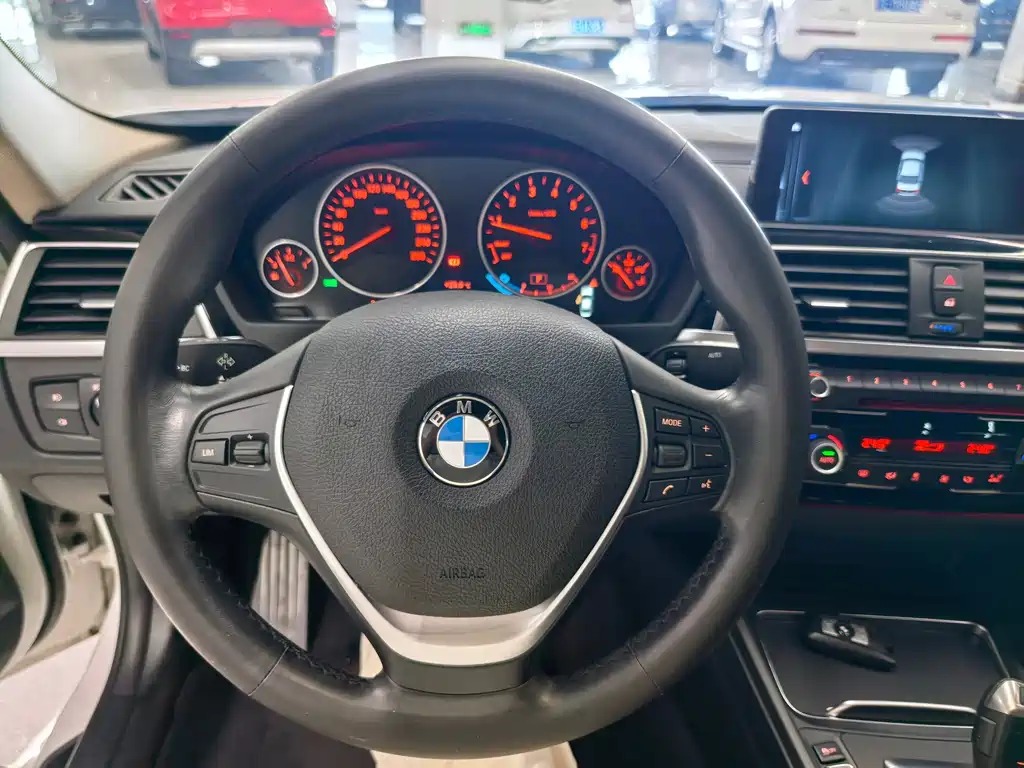 BMW 3 Series — миниатюра 11