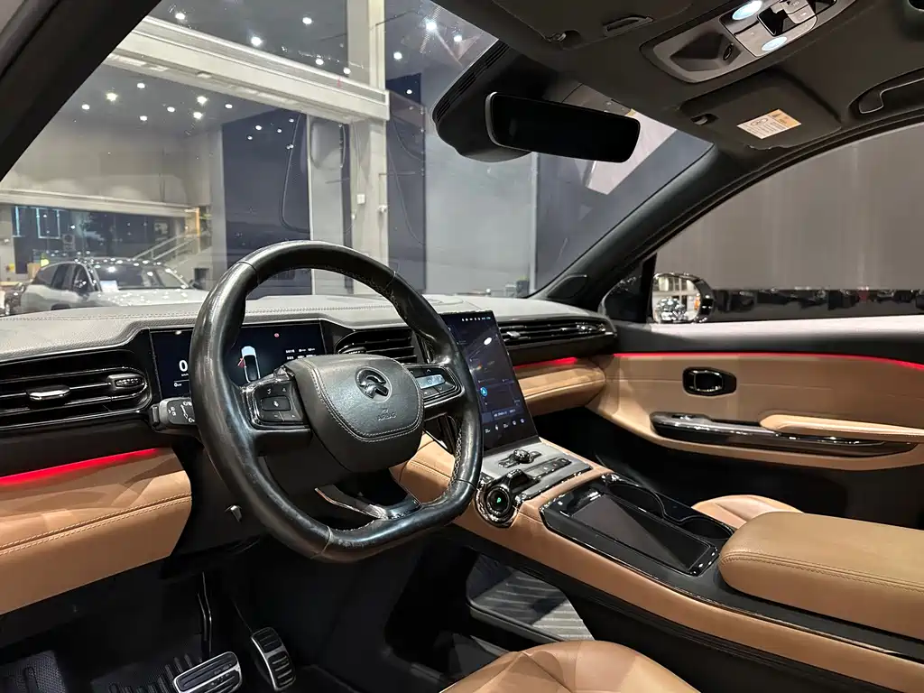 NIO ES6 — миниатюра 10