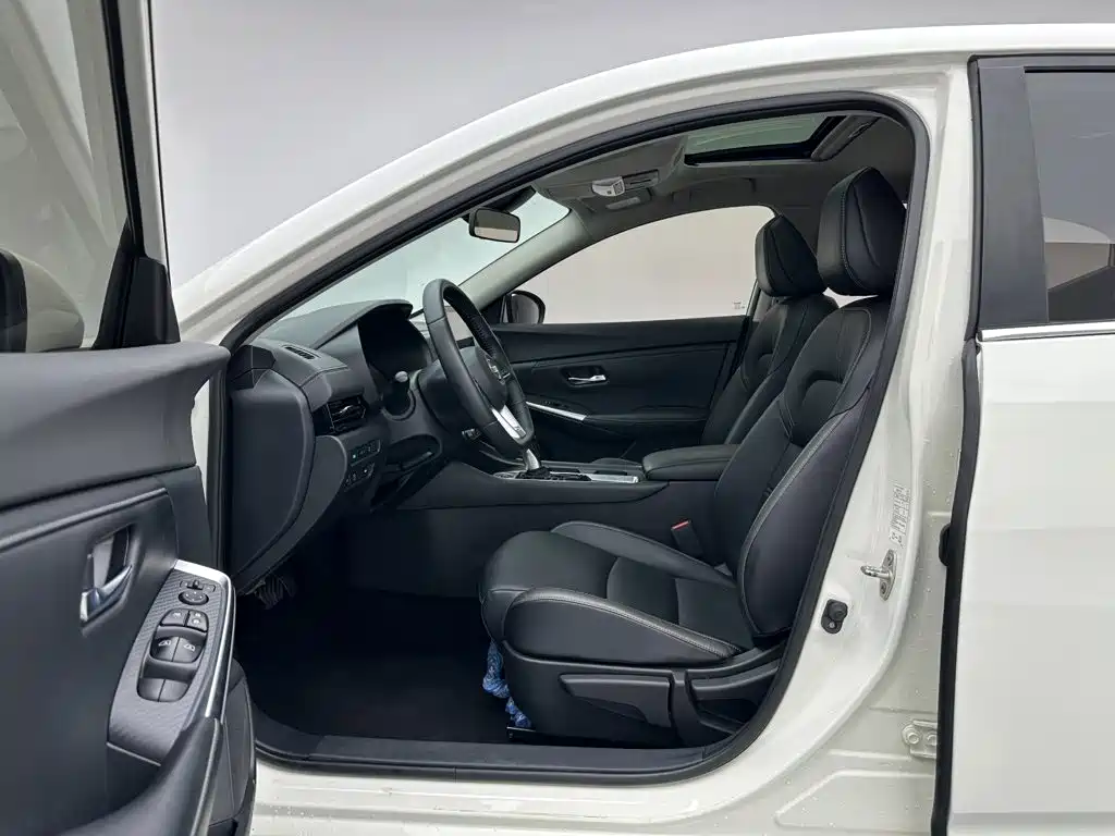 Nissan Sylphy — миниатюра 9