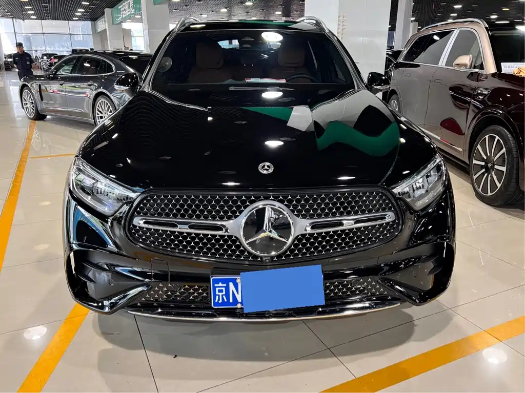 Mercedes-Benz GLC 2024