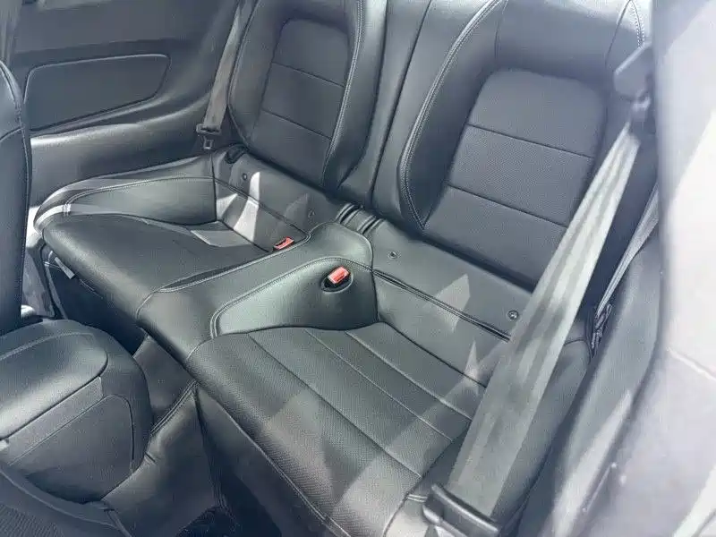 Ford Mustang — миниатюра 6