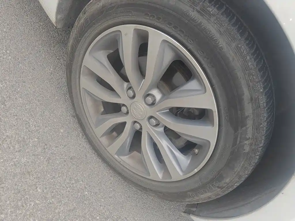 Buick Excelle — миниатюра 24