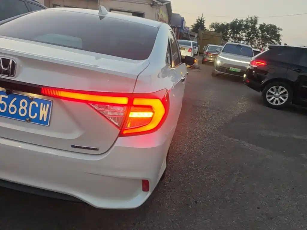 Honda Envix — миниатюра 8