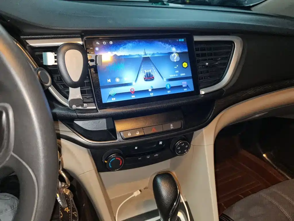 Buick Excelle — миниатюра 14